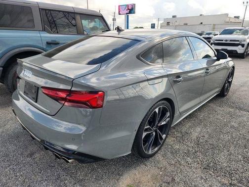 2022 Audi S5 3.0T Prestige