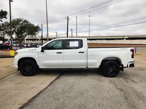 2023 Chevrolet Silverado 1500 Custom