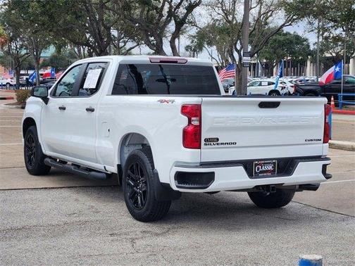 2023 Chevrolet Silverado 1500 Custom