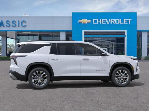White 2026 Chevrolet Traverse LT
