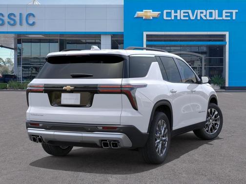 White 2026 Chevrolet Traverse LT