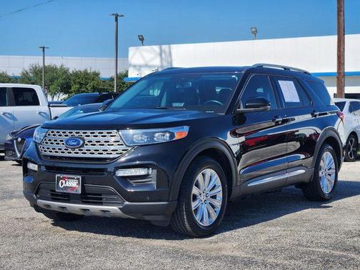 Agate Black Metallic 2022 Ford Explorer Limited