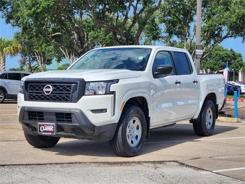 2023 Nissan Frontier S