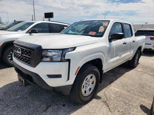 2023 Nissan Frontier S