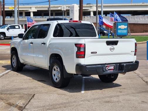 2023 Nissan Frontier S