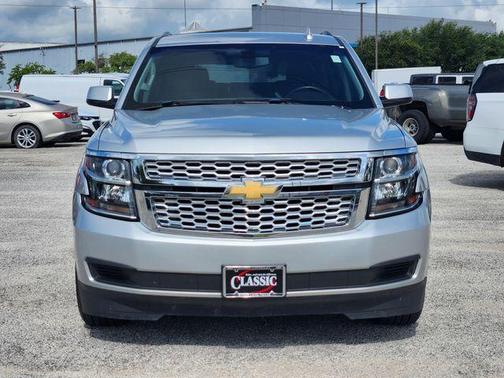 Silver Ice Metallic 2019 Chevrolet Tahoe LS