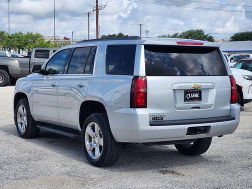 Silver Ice Metallic 2019 Chevrolet Tahoe LS