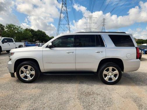 Silver Ice Metallic 2019 Chevrolet Tahoe LS