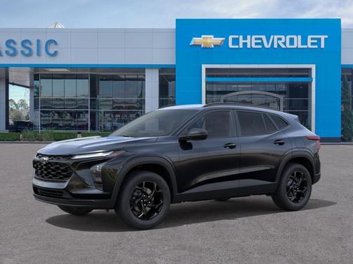 Black 2026 Chevrolet Trax LT
