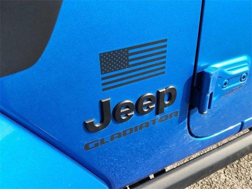 2023 Jeep Gladiator Sport