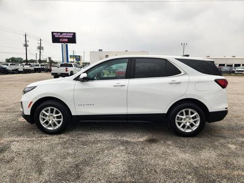 Summit White 2024 Chevrolet Equinox LT