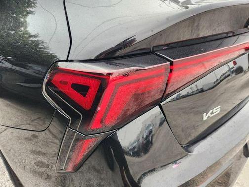 Aurora Black Pearl 2026 Kia K5 GT-Line
