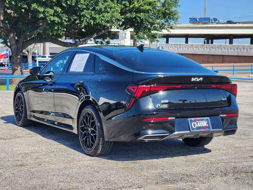 Aurora Black Pearl 2026 Kia K5 GT-Line