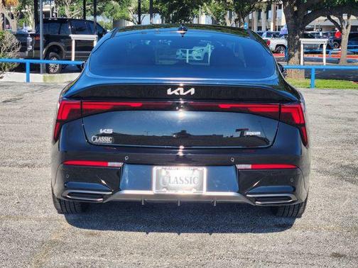 Aurora Black Pearl 2026 Kia K5 GT-Line