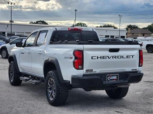 2025 Chevrolet Colorado ZR2