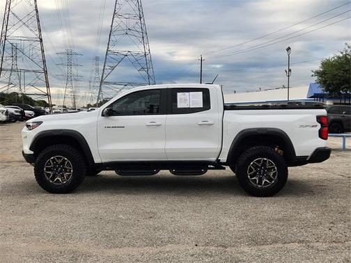 2025 Chevrolet Colorado ZR2