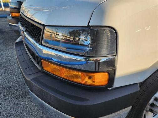 2024 Chevrolet Express 2500 Work Van