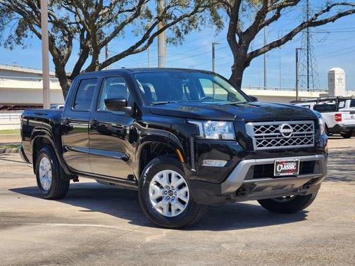 2023 Nissan Frontier SV