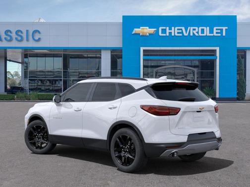2025 Chevrolet Blazer LT