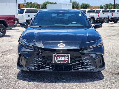 Midnight Black Metallic 2025 Toyota Camry SE