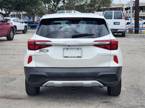 2022 Kia Seltos LX