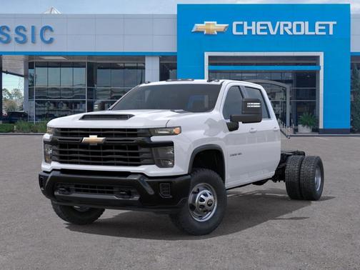 2025 Chevrolet Silverado 3500 WT