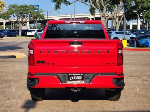 2023 Chevrolet Silverado 1500 Custom