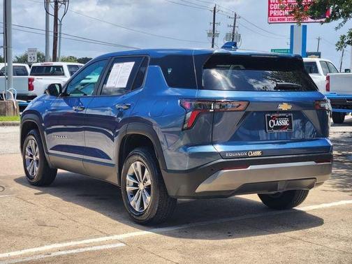 Lakeshore Blue Metallic 2026 Chevrolet Equinox LT