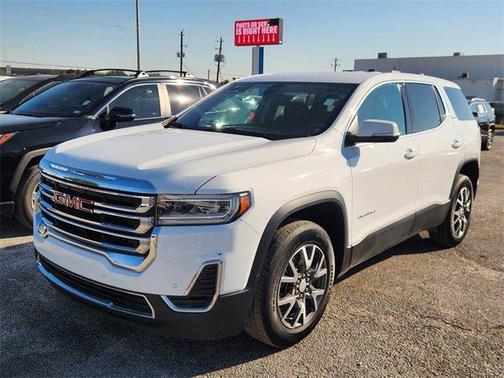 2022 GMC Acadia SLE