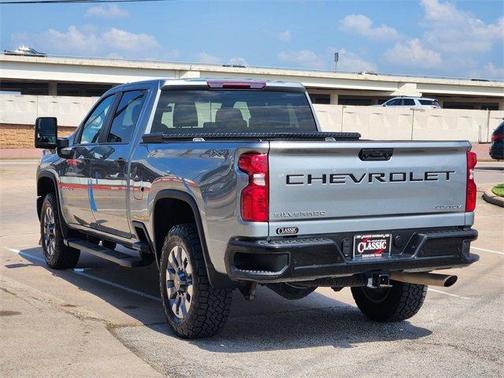 2024 Chevrolet Silverado 2500 Custom