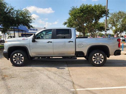 2024 Chevrolet Silverado 2500 Custom