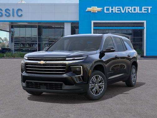 Black 2027 Chevrolet Traverse LT