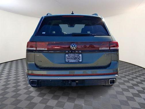2024 Volkswagen Atlas 2.0T Peak Edition SE w/Technology