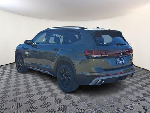2024 Volkswagen Atlas 2.0T Peak Edition SE w/Technology