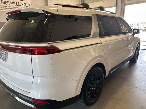 2024 Kia Carnival SX Prestige