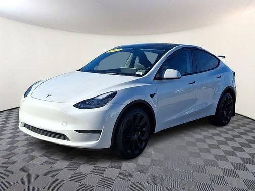 2023 Tesla Model Y Long Range