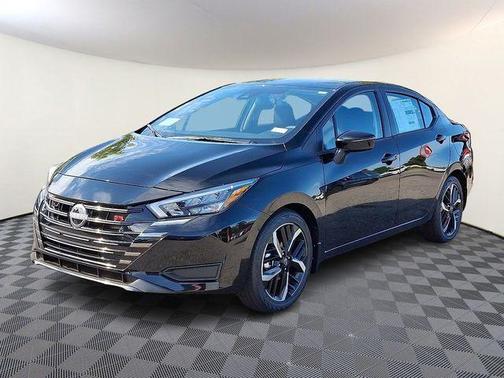 2025 Nissan Versa 1.6 SR