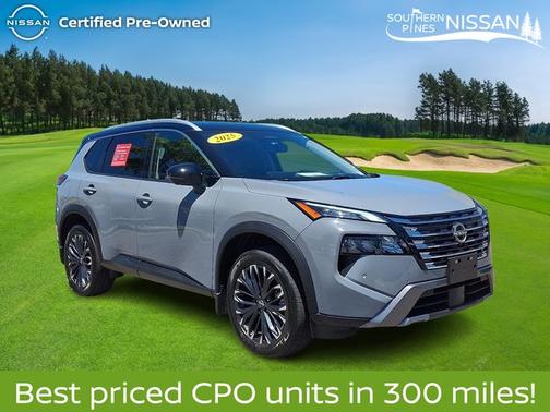 Boulder Gray Pearl / Super Black 2025 Nissan Rogue SL
