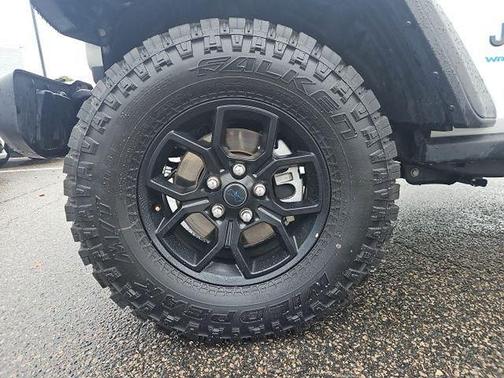 2025 Jeep Wrangler 4xe Sport