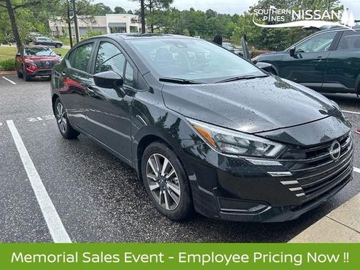 Black 2025 Nissan Versa 1.6 SV