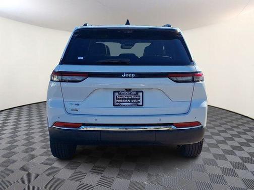 2022 Jeep Grand Cherokee 4xe Base