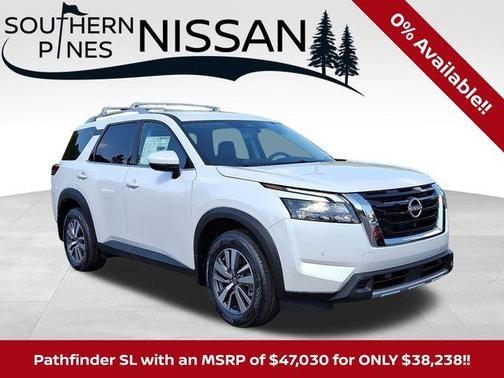 2025 Nissan Pathfinder SL