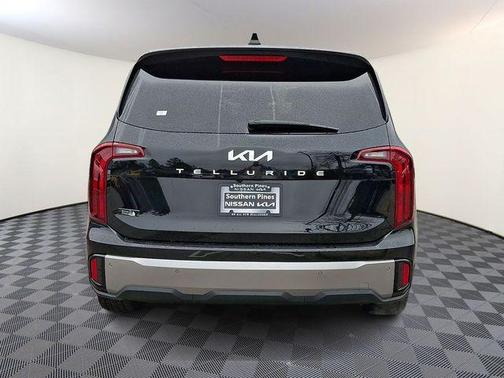 2025 Kia Telluride LX