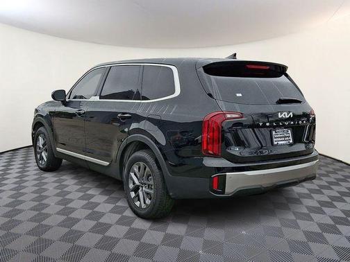 2025 Kia Telluride LX