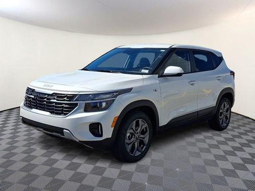 2025 Kia Seltos LX