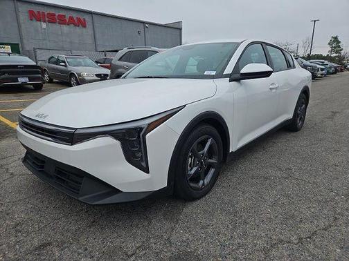 2025 Kia K4 