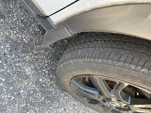 Boulder Gray 2021 Nissan Kicks SR