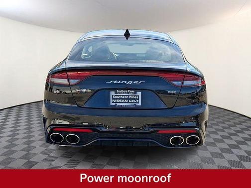 2023 Kia Stinger GT2