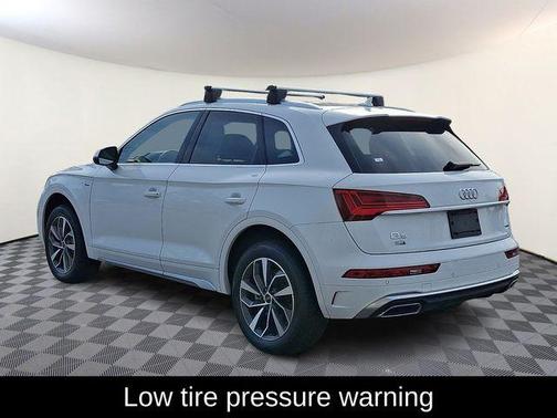 2024 Audi Q5 45 S line quattro Premium
