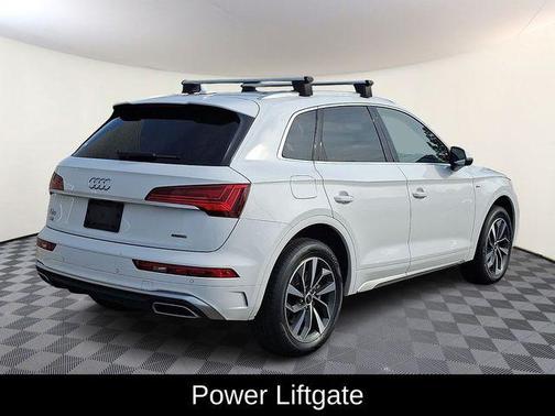 2024 Audi Q5 45 S line quattro Premium